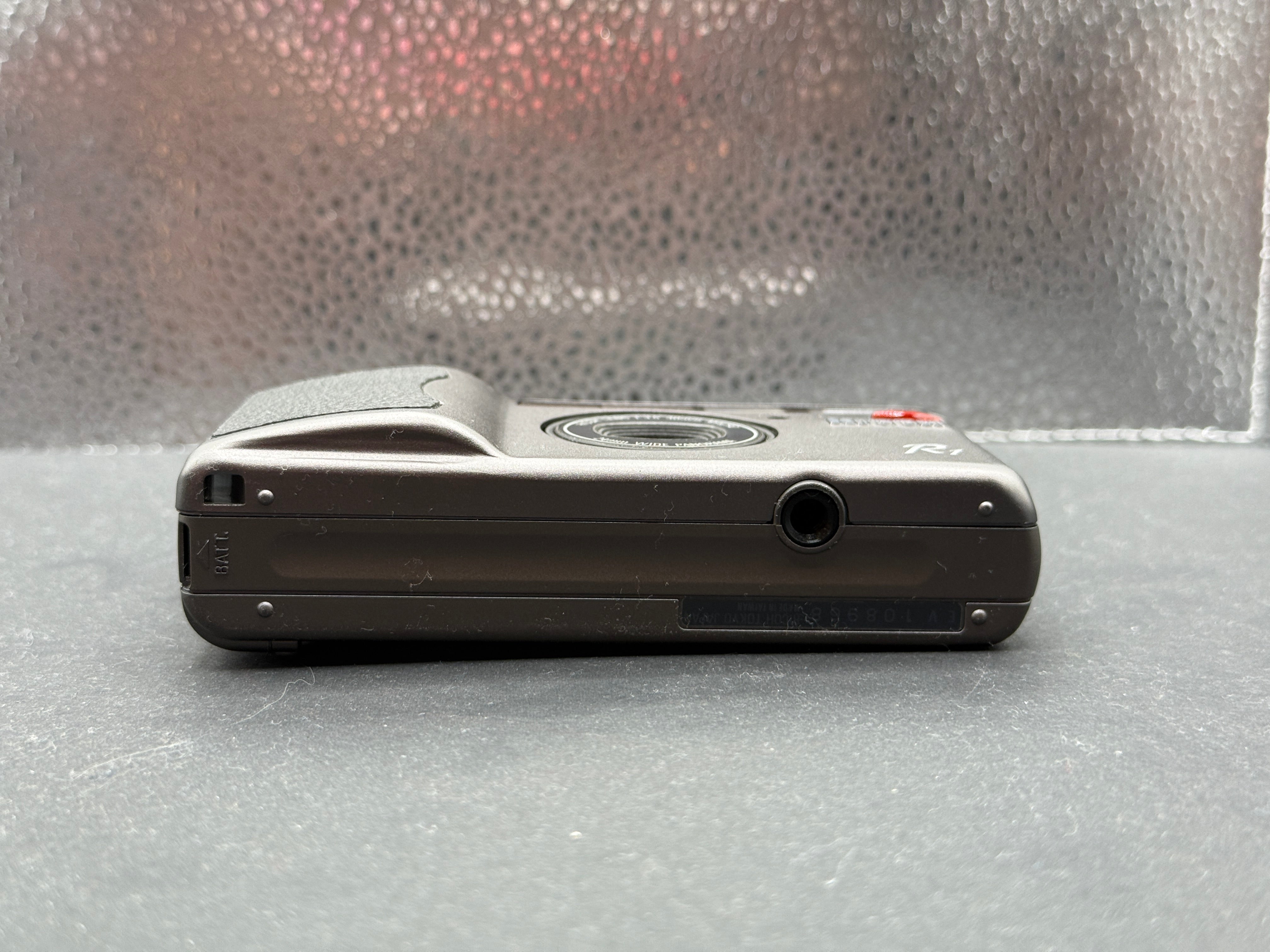 Ricoh R1